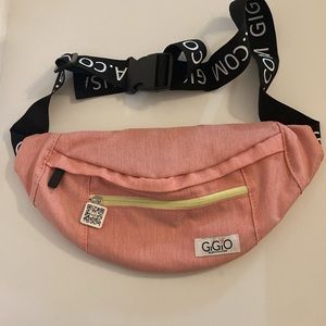 Gigio USA Mauve Pink Fanny Pack Belt Bag Adjustable Strap